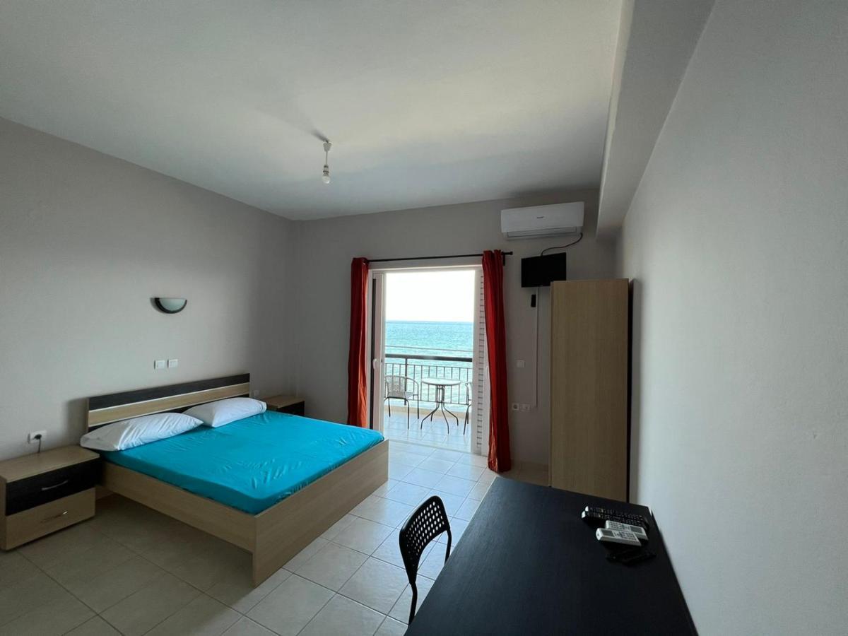 Triton Rooms Lefkandi Chalkidas Exterior foto